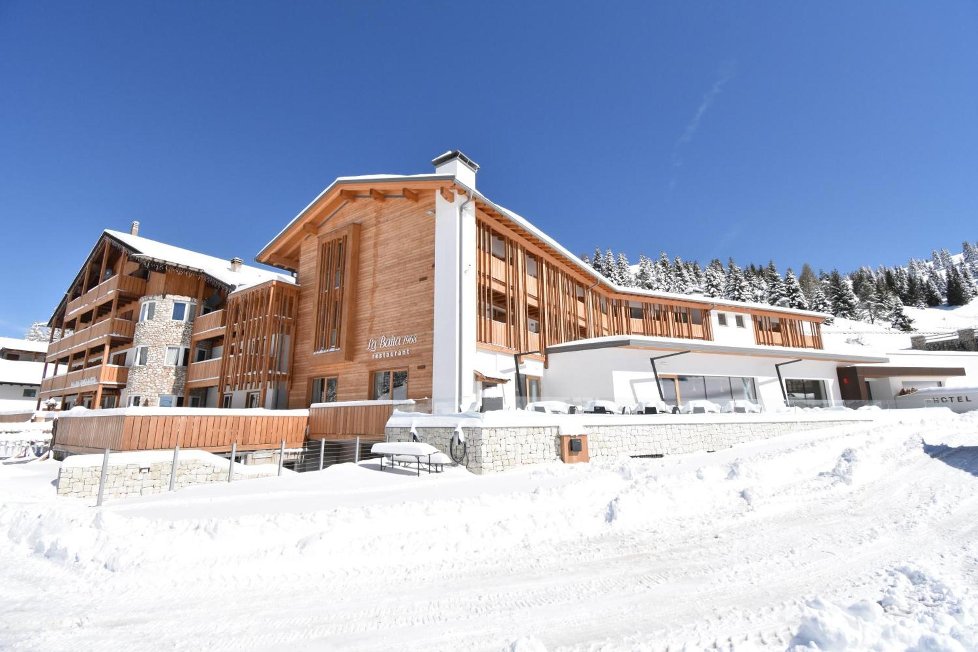 Hotel La Baita Folgaria Ngoại thất bức ảnh