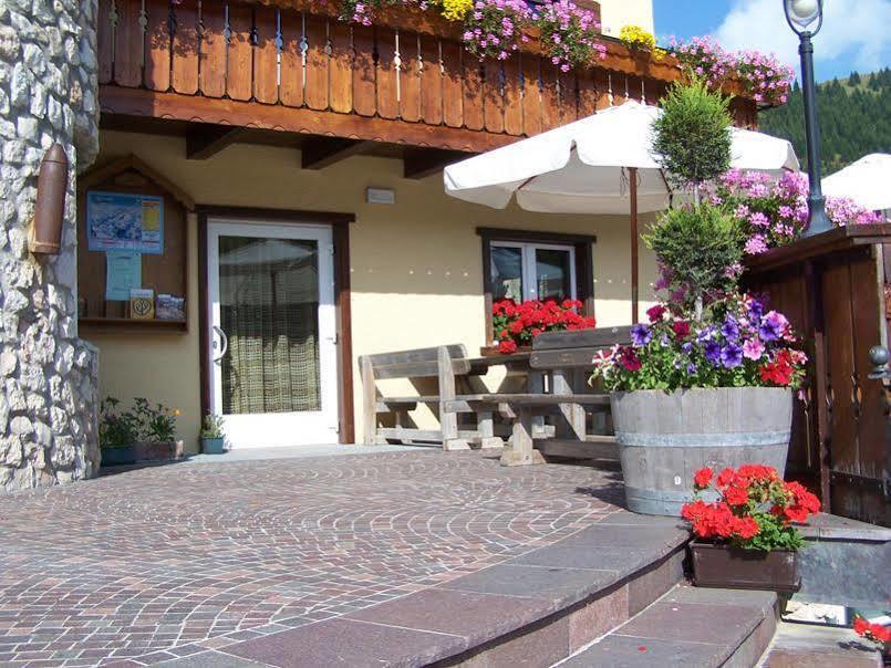 Hotel La Baita Folgaria Ngoại thất bức ảnh